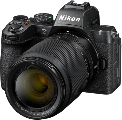 Nikon Z50 II | vista frontal